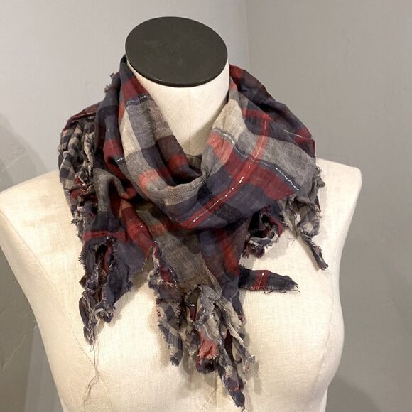 Plaid Scarf   - Picture 1 of 1